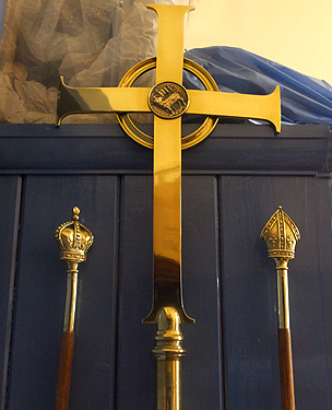 Cross